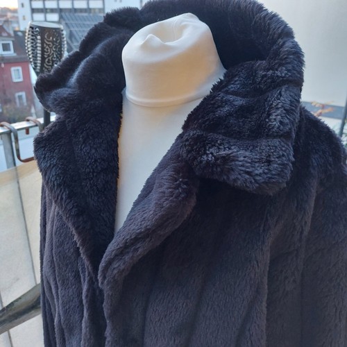 Schwarze webpelzjacke 44 - schwarze,