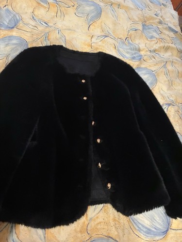 Schwarze pelzjacke kunstfell - schwarze, pelzjacke,